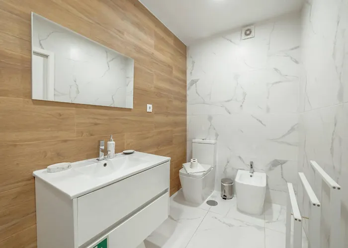 Coliseu By Hosty * Porto