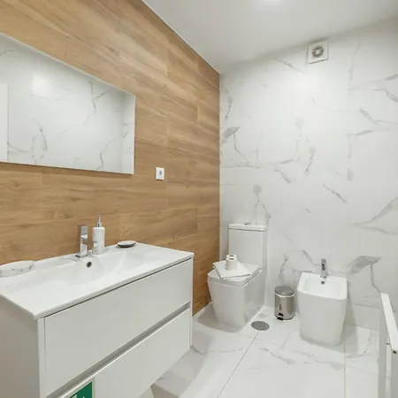 Coliseu By Hosty * Oporto